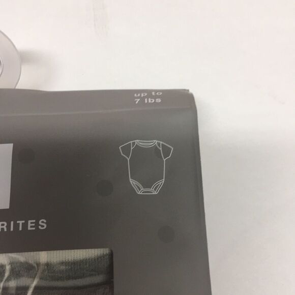 New Gap 3 short sleeve bodysuits - Picture 3 of 4